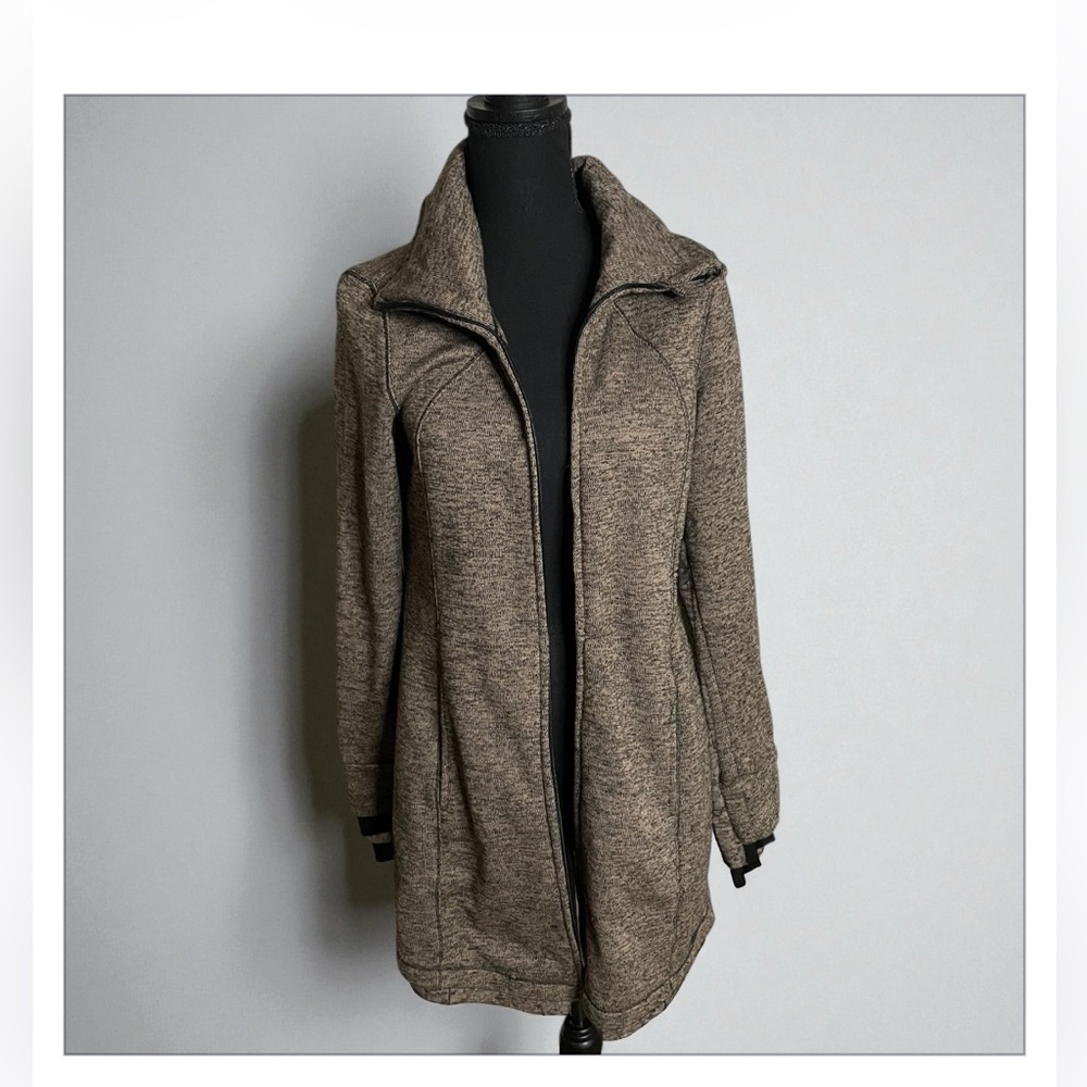 Calvin Klein Brown Marled Performance
Jacket Size Medium